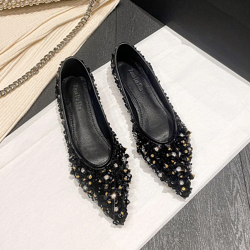 Big Size Shoes Woman Crystal Casual Female Sneakers Pointed Toe Flats Shallow Mouth Large Size Rhinestone New Dress Glitter