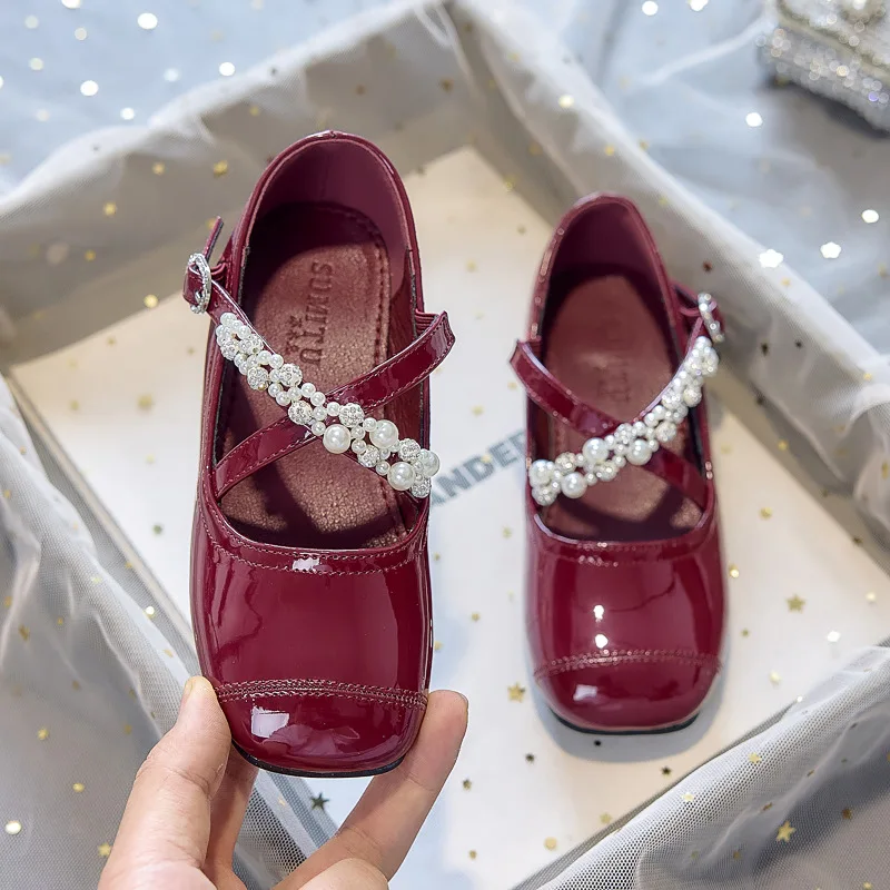 2026 Girls Crystal Party Shoes Princess Heels Soft Sole Leather Dress Pumps for Flower Girl Wedding