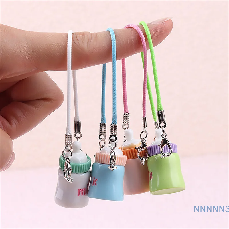 

Dollhouse Toy Set: 5 Small Water Bottle Pendants, Labubu Dress Up Accessories in Miniature Form