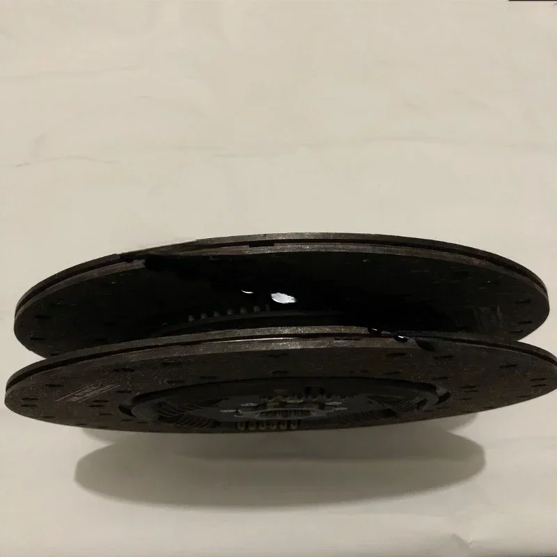 

Cheap And Fine Hot Sales Suitable For Volvo Pump Truck, Fire Truck, Engineering Truck 400 Dual Clutch Plates