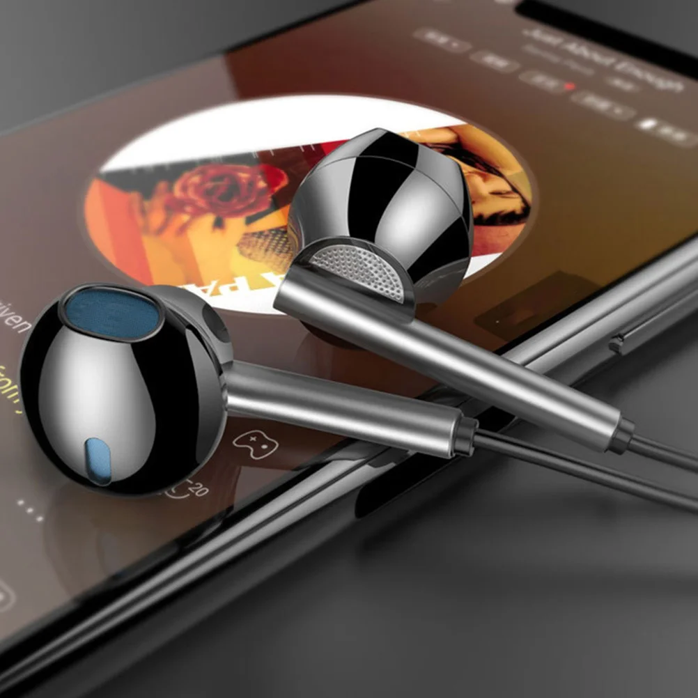 

1Pcs Heavy Bass Game Headset Black Wired in-Ear Earphone 3.5mm Metal Connector for Gaming Earbuds with Multifunctional Control