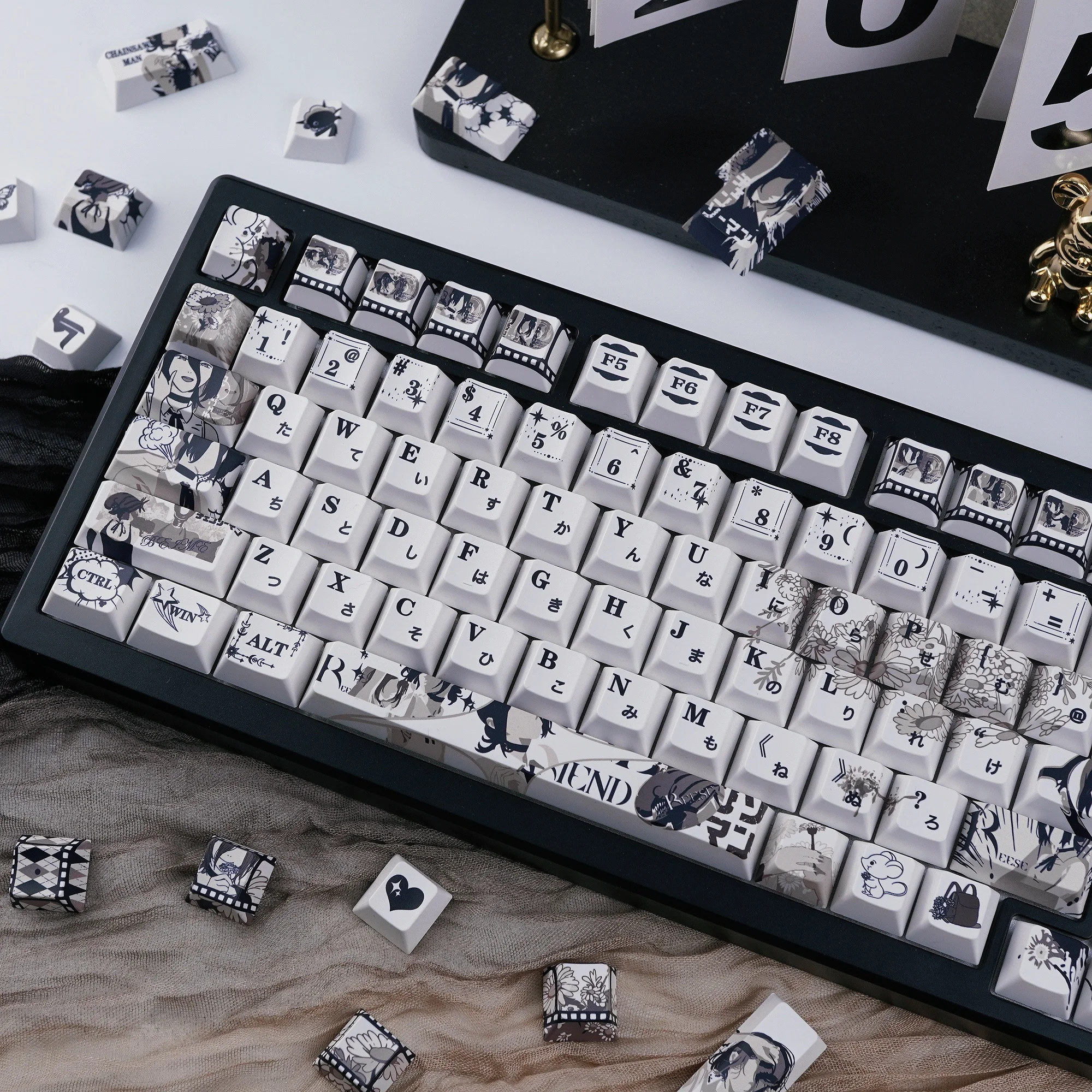 Reze Keycaps Chainsaw Man Theme Anime PBT Sublimation Keycaps Cherry Profile Black White Comic Style Mechanical Keyboard Key Cap
