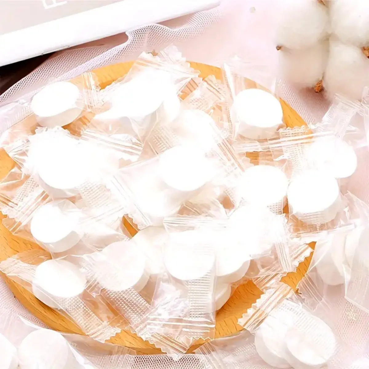 10/50pcs Ultra-Compact Travel Compressed Towels - Lightweight, Soft, Absorbent, Gentle on Skin, Individually Wrapped