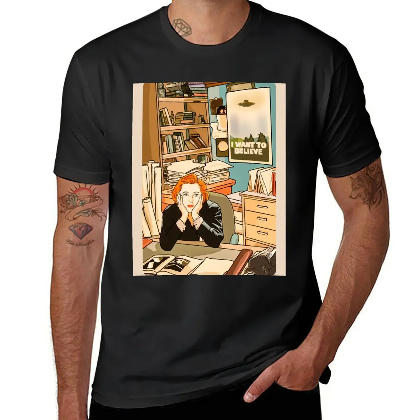 The skeptical Dana Scully in the Mulder s office The X Files T-Shirt graphics summer clothes black t-shirts for men