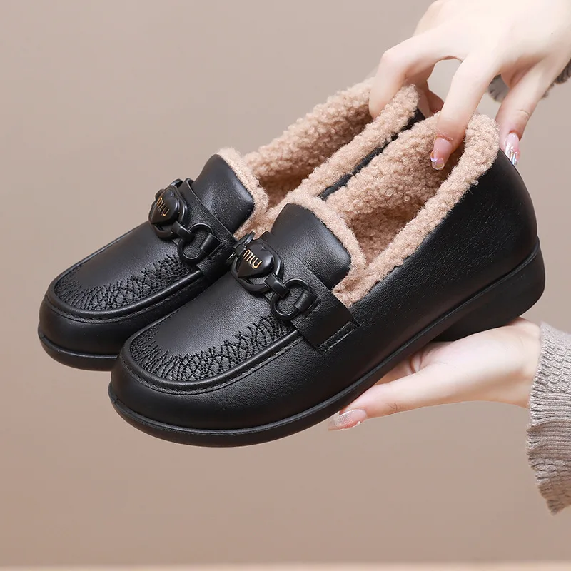 Lady‘s Casual Fashion Thicken Flat Shoes Lightweight Soft Comfortable Shoes Solid Warm Plugging Non-slip Shoes for Winter