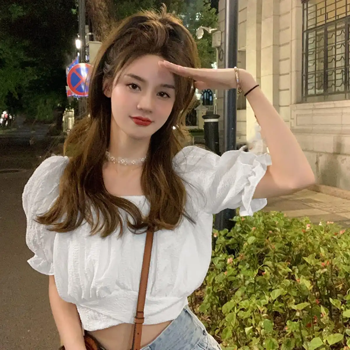 Korean Chic Summer French Design Short Puff Sleeve Square Collar Shirt Sweet and Chic Age-Reducing Strappy Top for Women