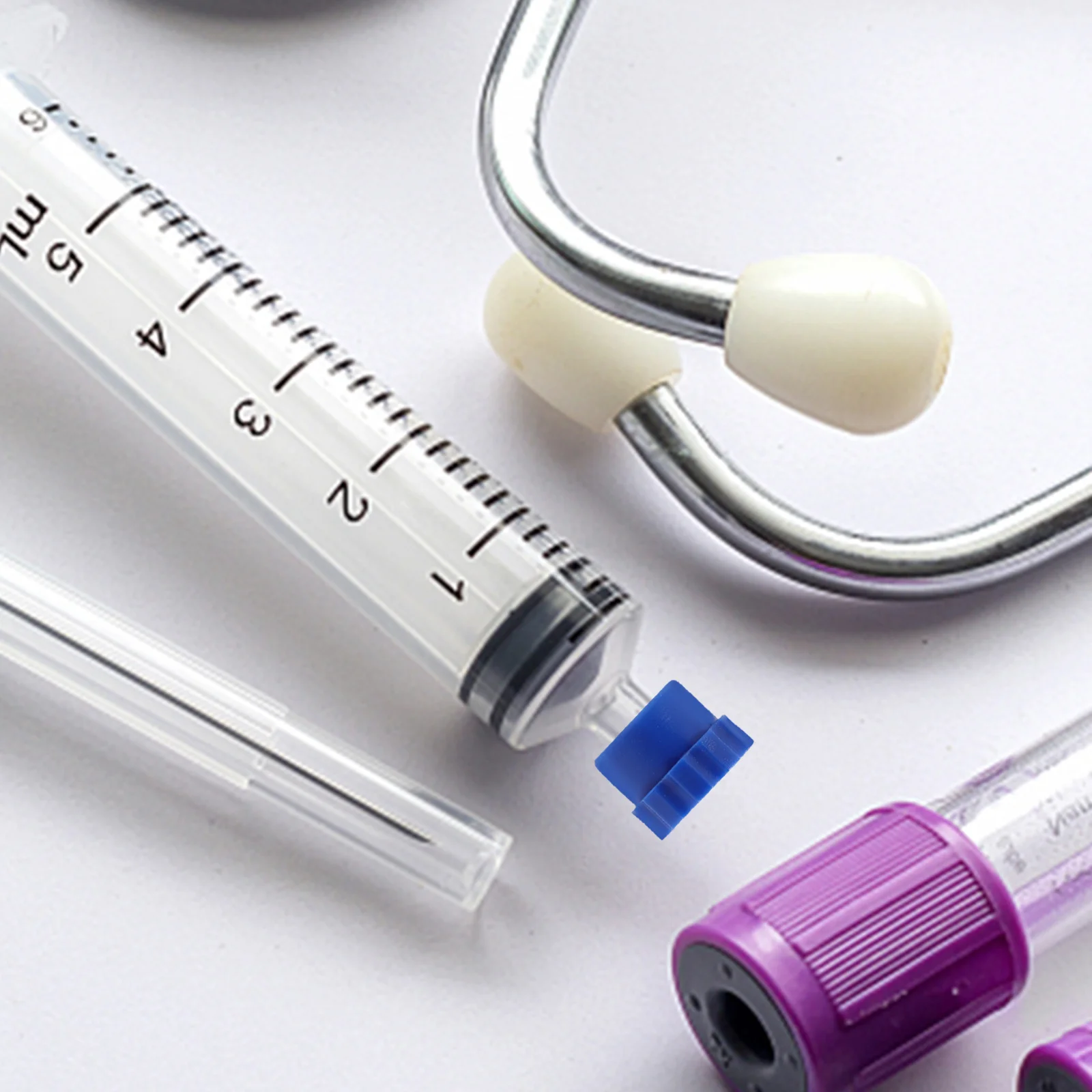 

150Pcs Luer Lock Syringe Tip Caps Plastic Reusable Protective Covers for Adhesives Paints Solder Paste Laboratory Use