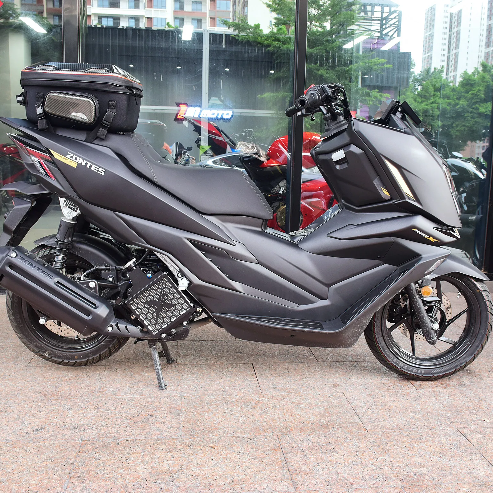 Scooter back seat bag hard shell motorcycle tail bag can be loaded with full helmet riding shoulder bag helmet backpack