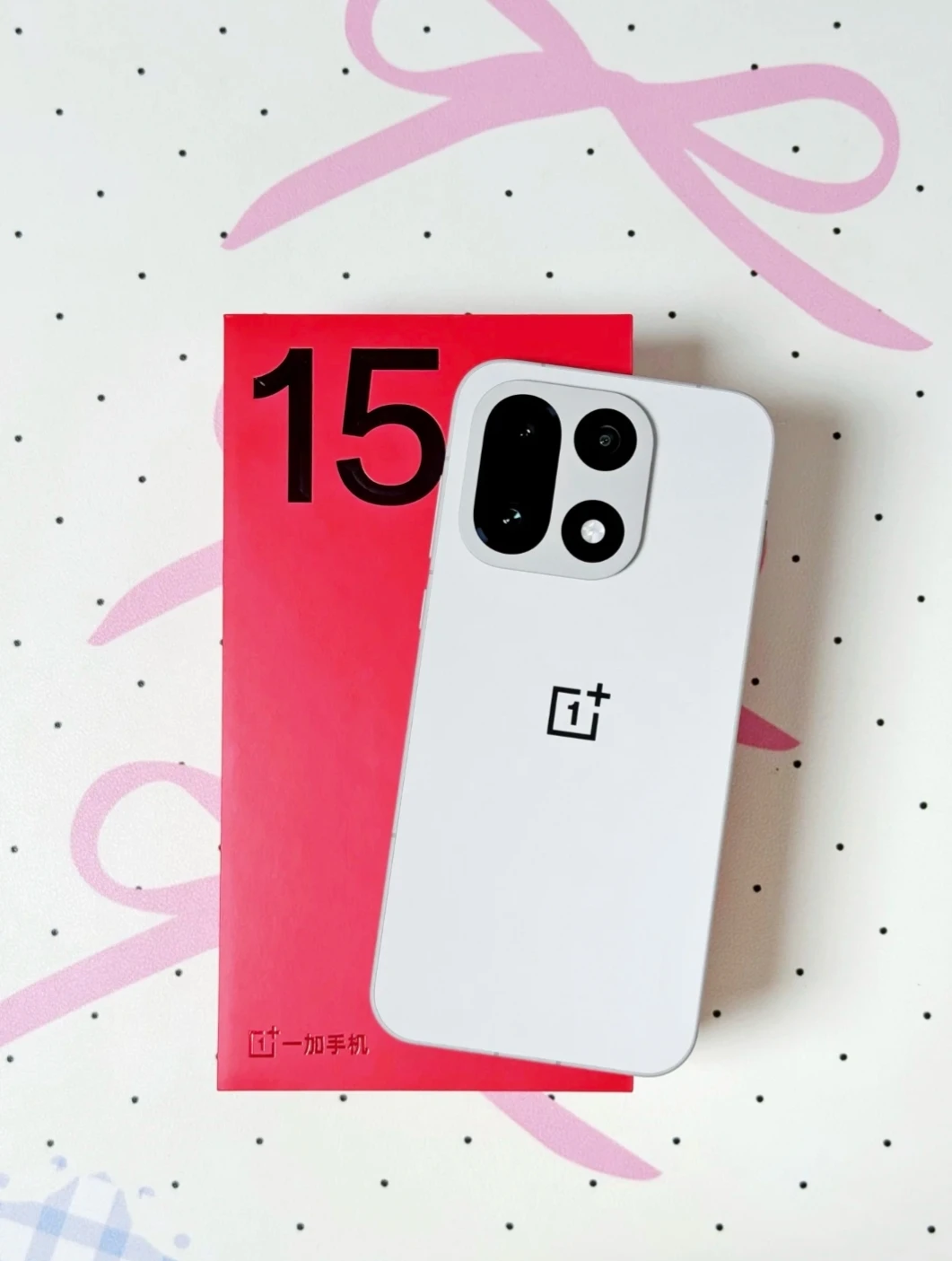 OnePlus 15 グローバル版の実際の使い勝手と性能を徹底的に評価