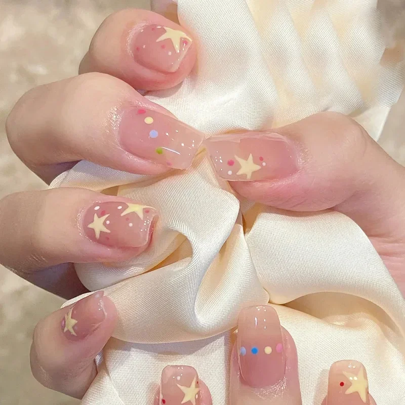 24 Teile/satz Rosa Polka Dot Star Press on Nails Art Tip Vollständige Abdeckung Sanfte Süße Kindisch Spaß Air Soft Armor Abnehmbare Künstliche Nägel