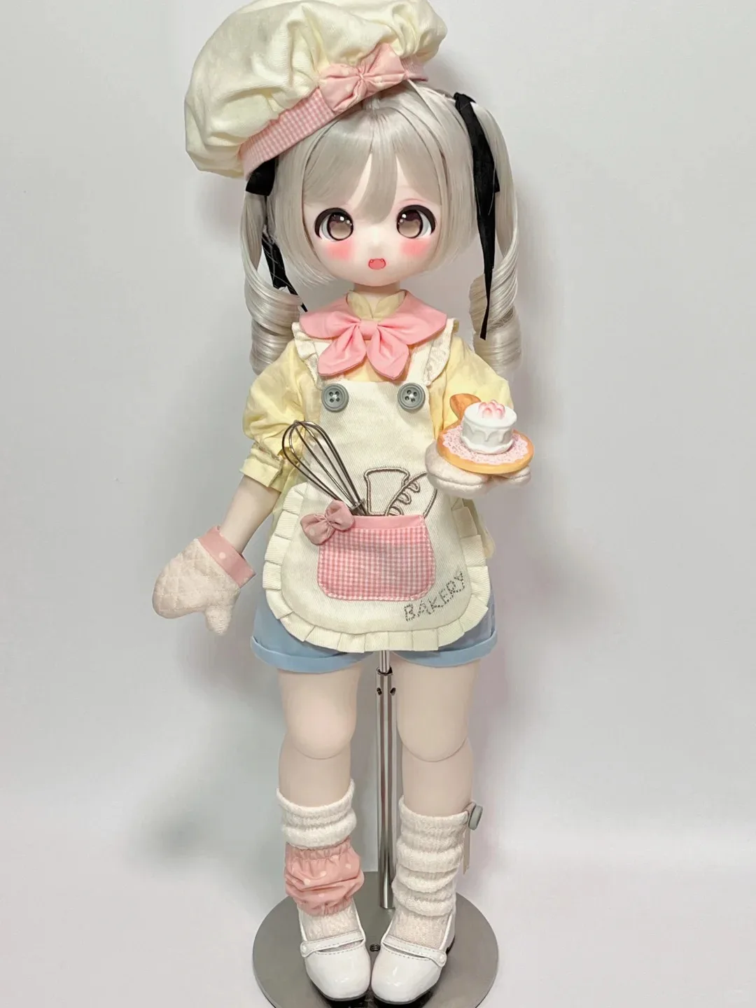 

2024 BJD кукла 1/6 Xiongmei с милыми животными для девочек, двухмерный стиль, высокое качество, человеческие суставы, новые игрушки, куклы в бесплатной доставке