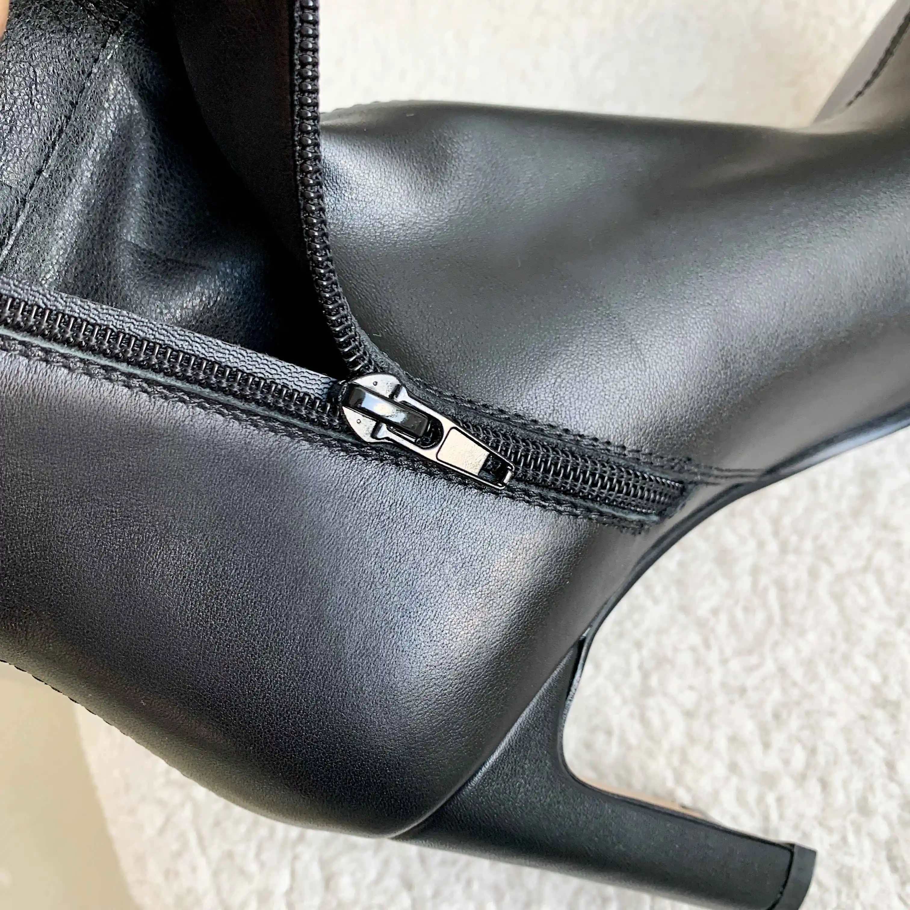 Krazing Pot Chelsea Boots prawdziwy skórzany wzór z kamieniem główna ulica moda plac Toe gruby wysoki obcas Zip wspaniałe botki L61