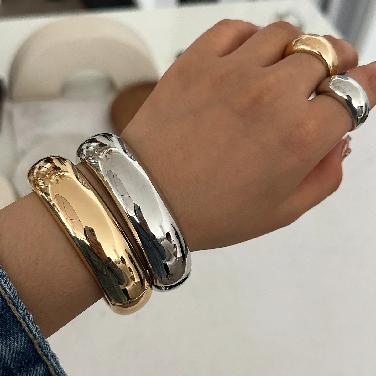 DIEZI Simple Trendy New Arrival Gold Silver Color Cuff Bangles Bracelets Punk Geometric Spring Bangles For Women Men Jewelry