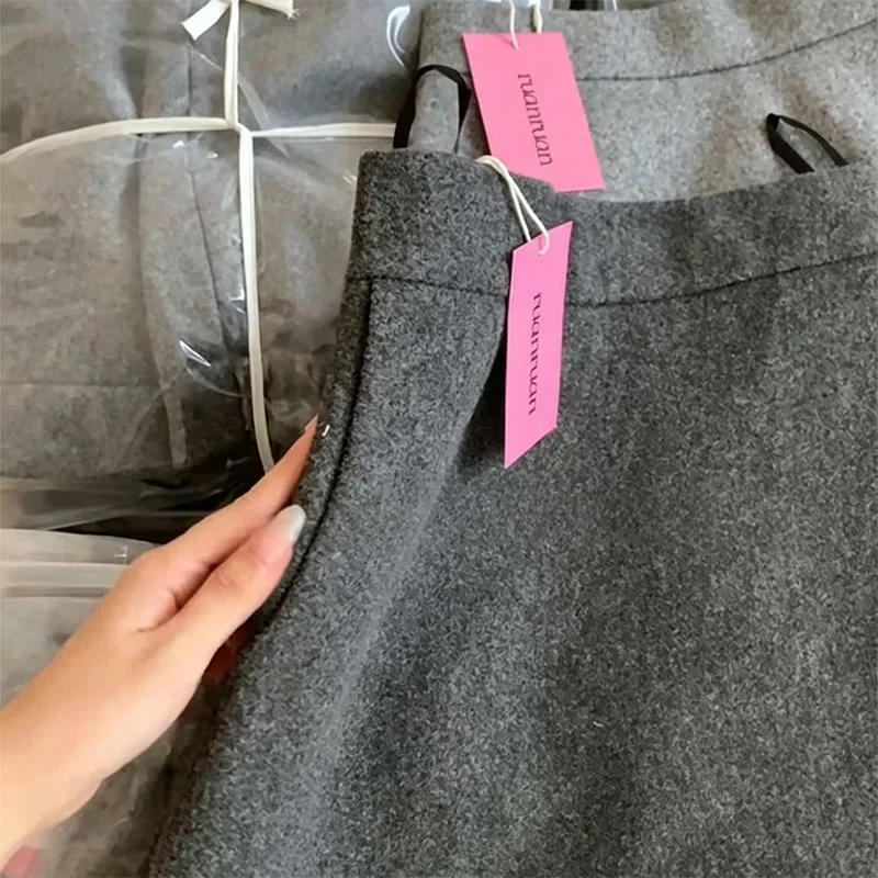 2026 Neue Graue Verdickte Wollröcke für Damen Herbst Winter Hochgeschnittener Blickdichter Kurzer Rock Einfarbiger Schlichter Mischstoff-Rock – Detail 2