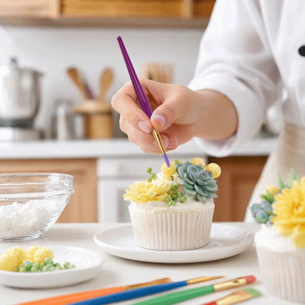 6PCS Nylon Bristles Cake Decorating Pen Low Shedding Easy to Clean Cake Brush Set Soft Metal Ferrules Cake Coloring Pen