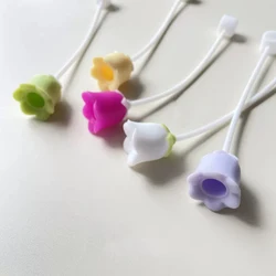 Cute Flower Straw Covers Cap For Stanley Tumbler 40oz Cup Accessories Cute Silicone Straw Toppers Protector Cap For 10mm Straws