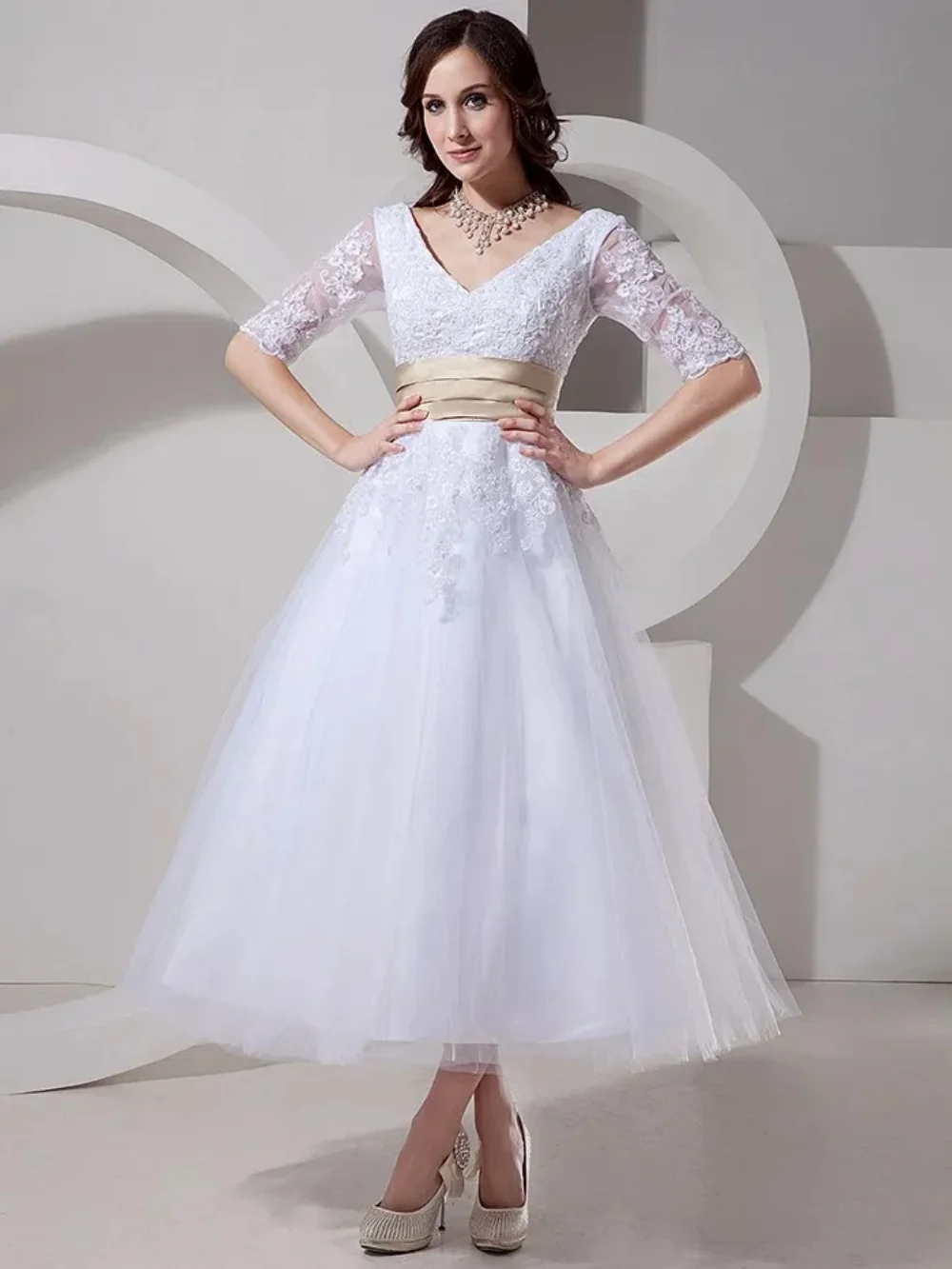 Nuovo semplice abito da sposa per le donne con scollo a v mezze maniche in pizzo Appliques a-line abito da festa di nozze abito da ritorno a casa alla caviglia