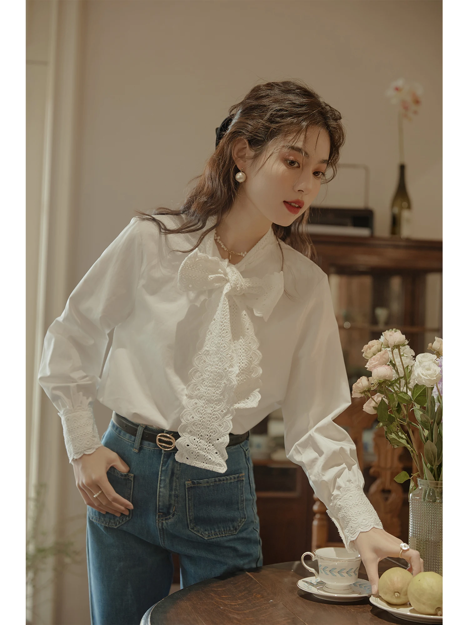 

Ele White Lace Knot irt Women's Vintage Top Gentle Sle Cotton Long Sve round Ne Button Detail