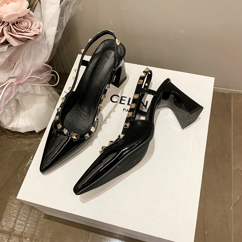 

Женские туфли-лодочки с заклепками, на массивном каблуке, с острым носком, элегантные вечерние туфли, размеры 35-43