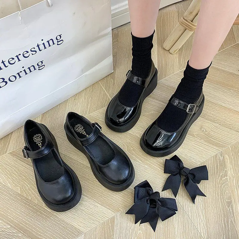 Lolita Shoes Platform Black High Heels Shoes Women Pumps Fashion Patent Leather Plarform Shoes Woman Round Toe Mary Jane Shoes