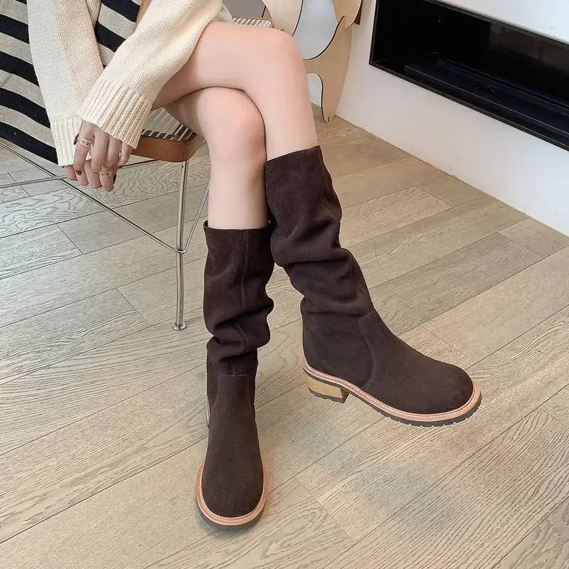 Lenkisen Cow Suede Round Toe Modern Boots Soft Med Heels High Street Fashion Pleated Korean Girl Causal Slip on Thigh High Boots