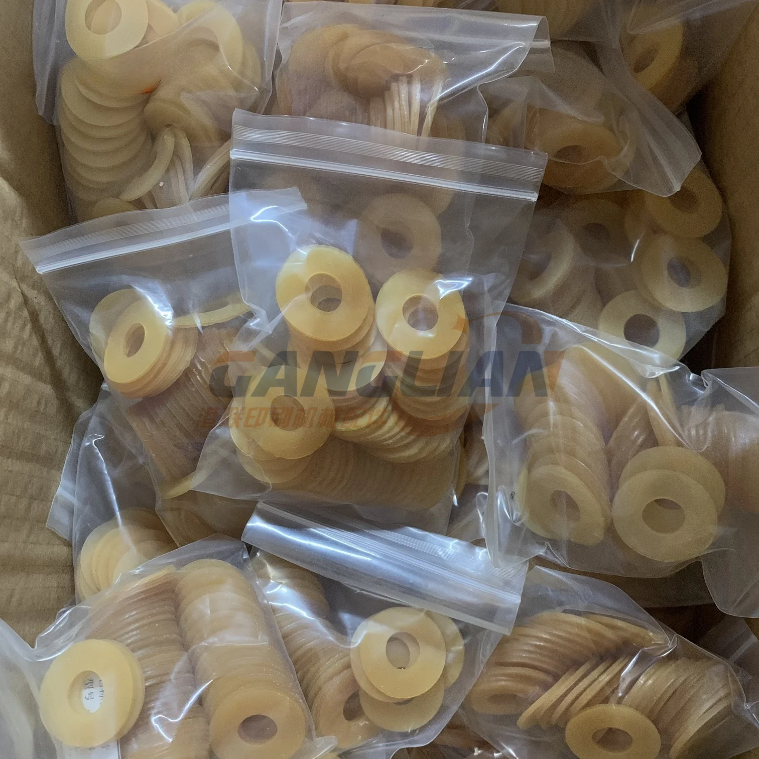 200 pcs rubber sucker flat suckers 32*15*1 for offset printing machine spare parts heidelberg Man roland komori KBA