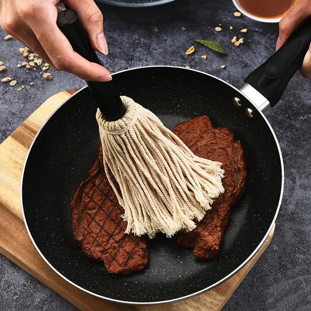 Mopa de algodón reutilizable con mango de madera largo para rociar aceite y salsa en carnes asadas, costillas, pechuga, pollo y parrillas ahumadoras.