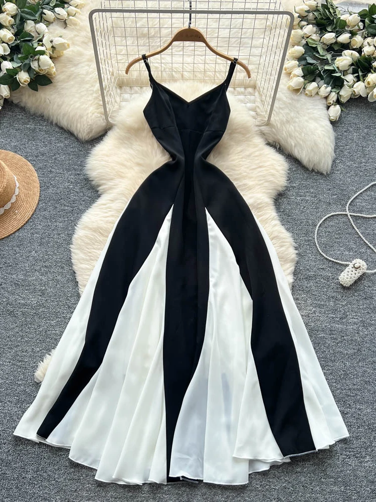 فستان أنيق بألوان أسود وأبيض متباينة مع حمالات، تنورة نسائية عالية الخصر على شكل حرف A، أكمام قصيرة، أسلوب عملي، موضة كورية