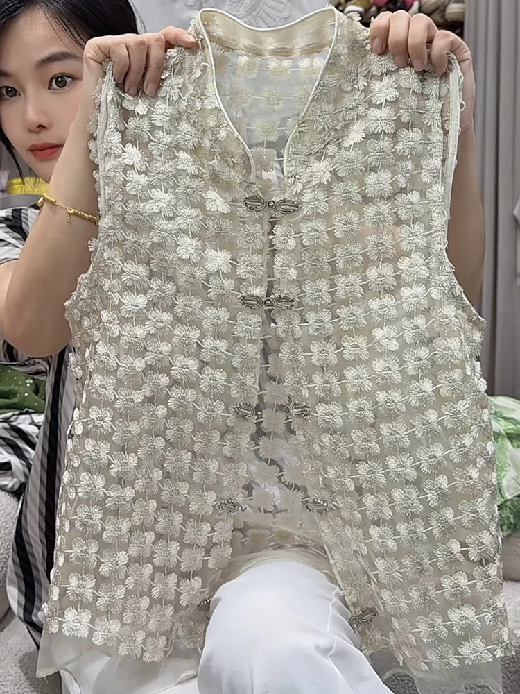 

New Chinese Sle Heavy Embroidery Hollow out Jaet 2025 Summer New Faionable Large Size Ele Top Women's Clothing