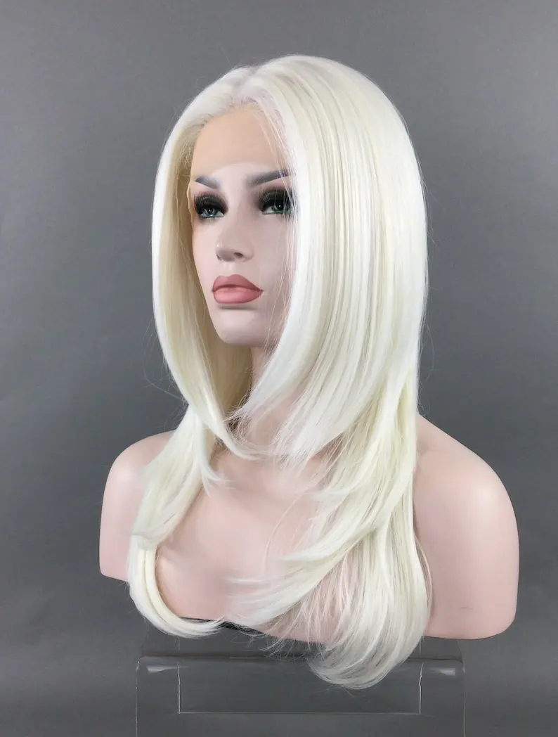 

Белые многослойные прямые парики с кружевной передней частью 13x4 HD, без клея, синтетические, для повседневной носки и косплея, для женщин, по распродаже