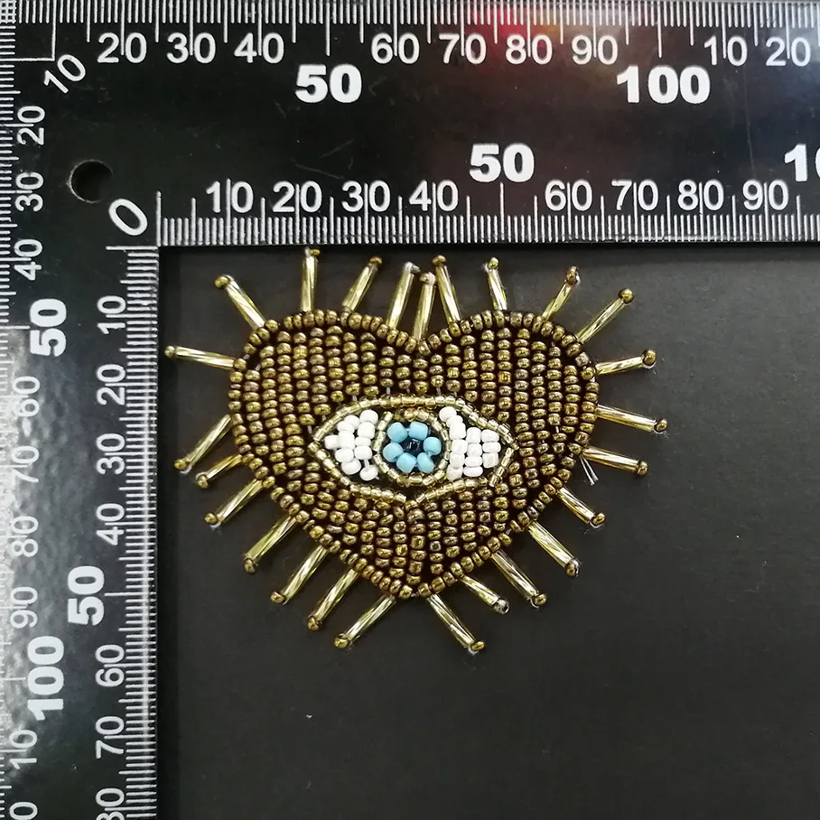 Handmade beaded rice bead heart cloth patch Large quantity of clothing cloth patches in stock