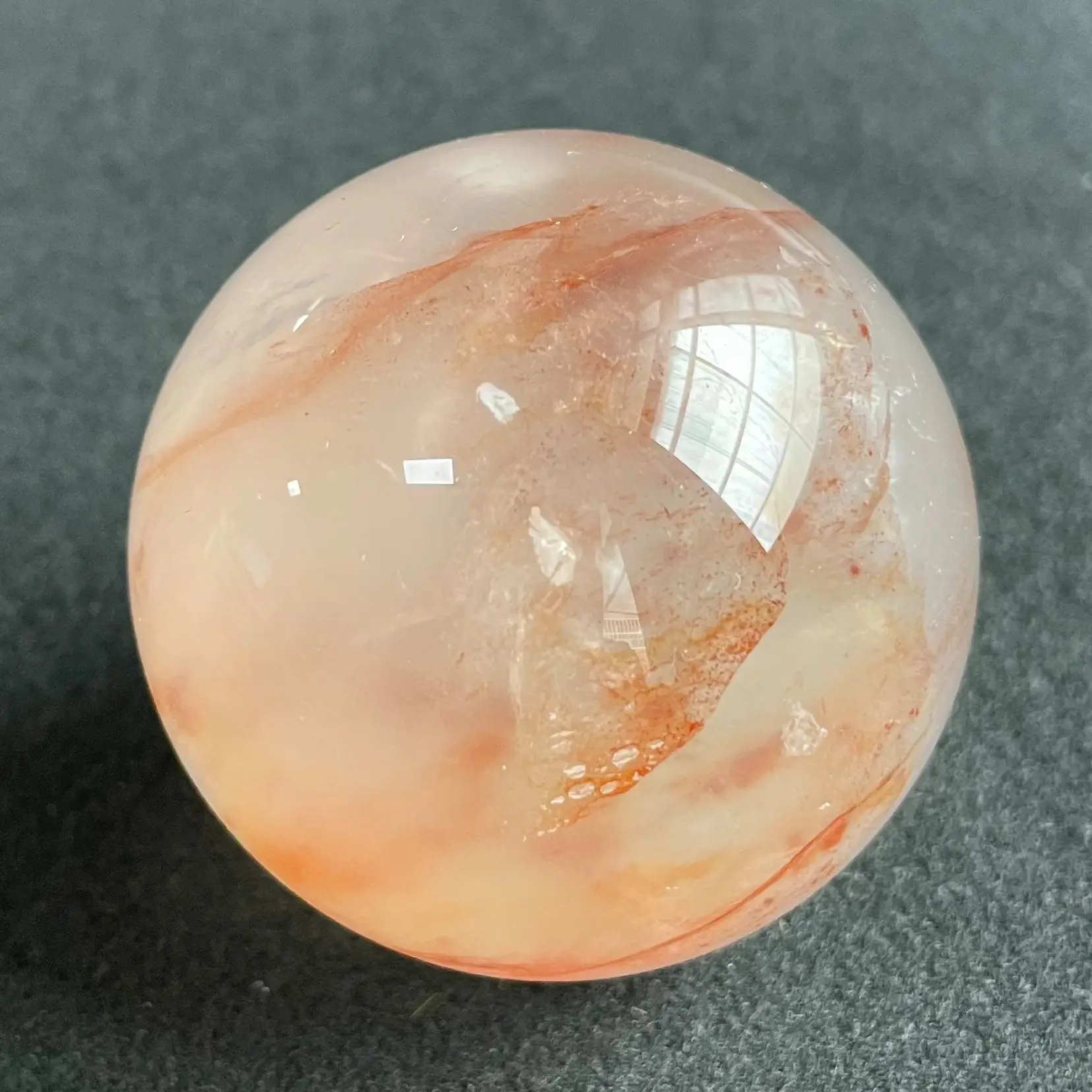 

182g Natural Stone Red Clear Quartz Crystal Ball Rainbow Sphere Polished Rock Reiki Healing Z334
