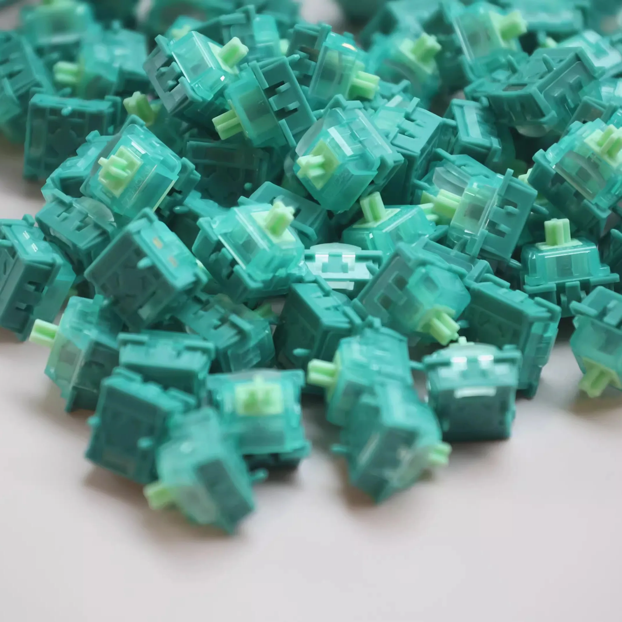 Blue Lotus Magnetic Switch 45g Linear Pre-Lubed Switches Pom Stem Free Setting Pre Travel For Magnetic Switch Gaming Keyboard