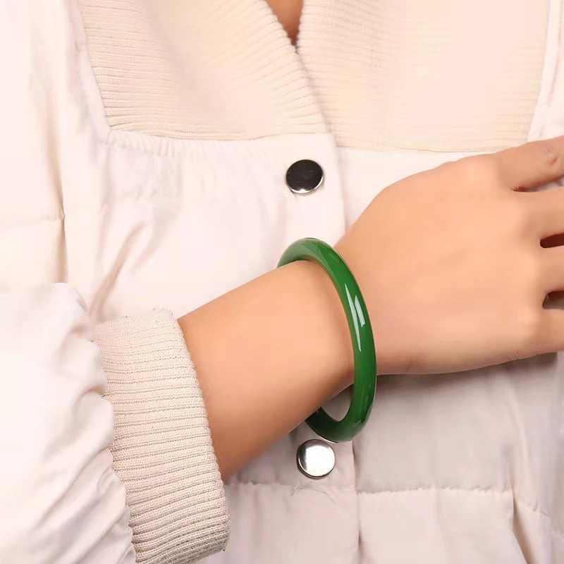 

Ding Dang Jade Bracelet with Outer Mongolian Material, Ding Dang Bracelet, Beauty Strip, Fine Round Striped Bracelet