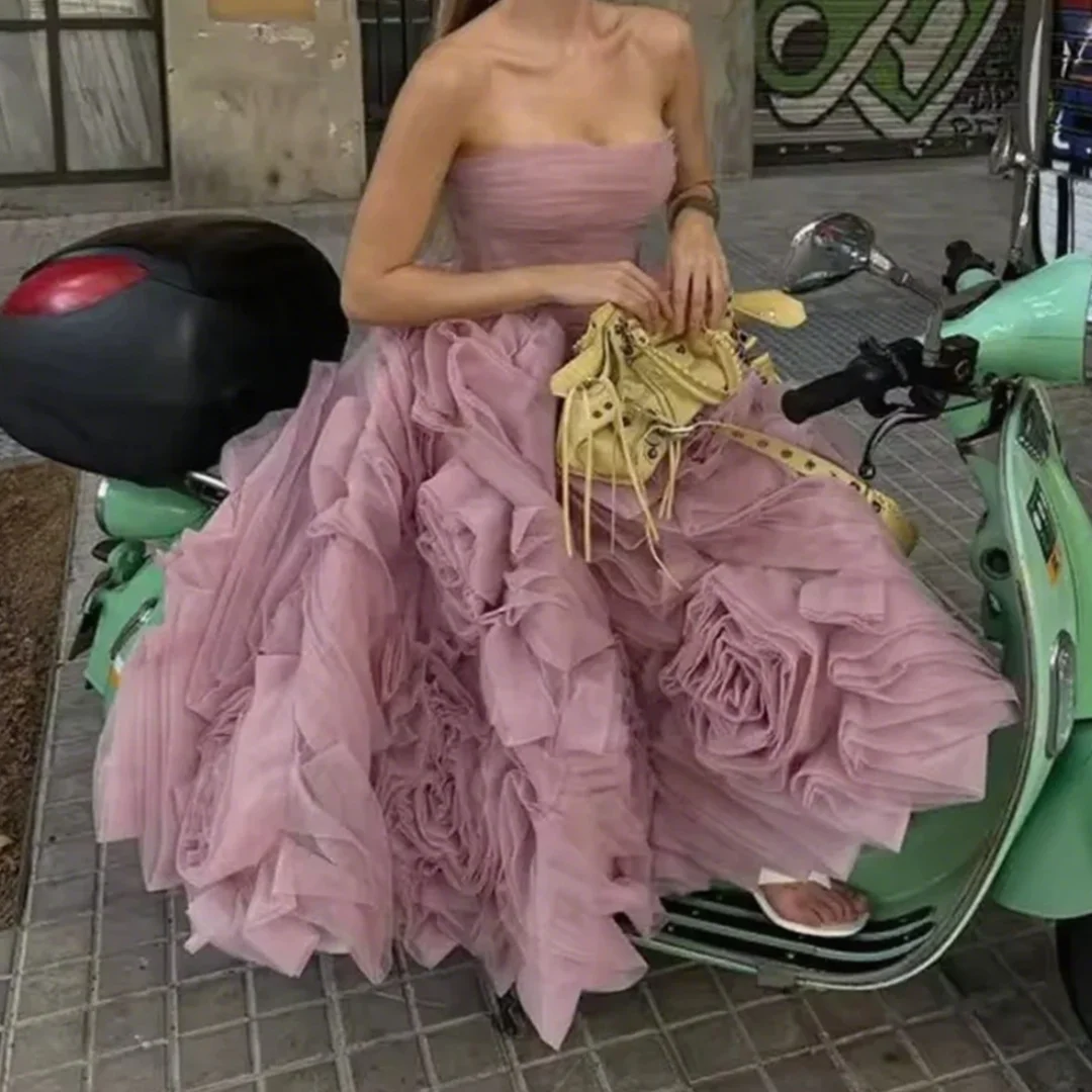 Ballkleid mit Applikationen, trägerloses Abendkleid, 3D-Blumen, Schnürung am Rücken, Partykleid für Frauen, individuell gestaltet
