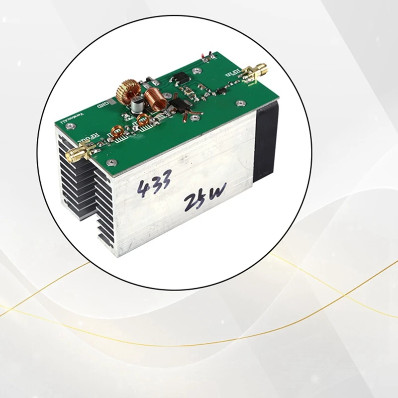 433Mhz 25W RF Power Amplifier Image Transmission Amplifier With Cooling Fan 390-470Mhz For HAM Radio Transceiver