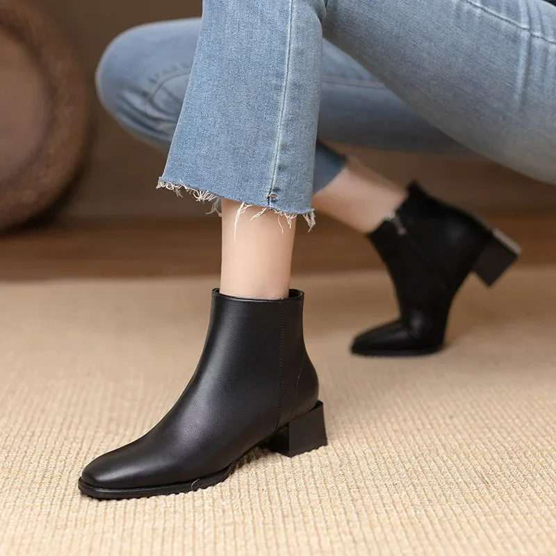 Fashionable Women\'s Short Boots Thick Heels Brown Soft Leather Ankle Boots New Arrival Autumn/winter 2024 Spring/autumn Boot