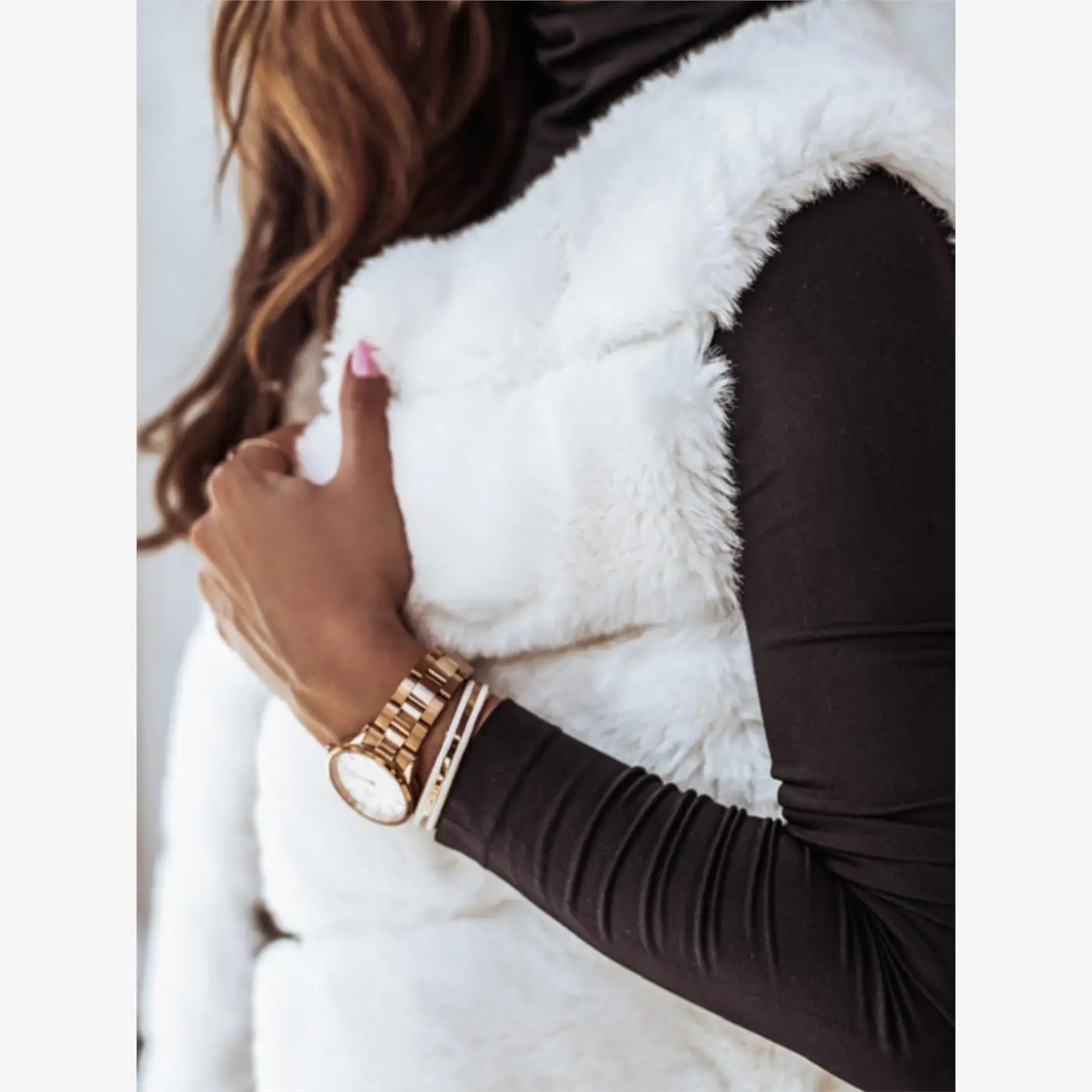 

Winter Women's Sleeveless Vest Buttonless Medium-Length Furry Outerwear Open Cardigan Fluffy Faux Fur Vest Street Style