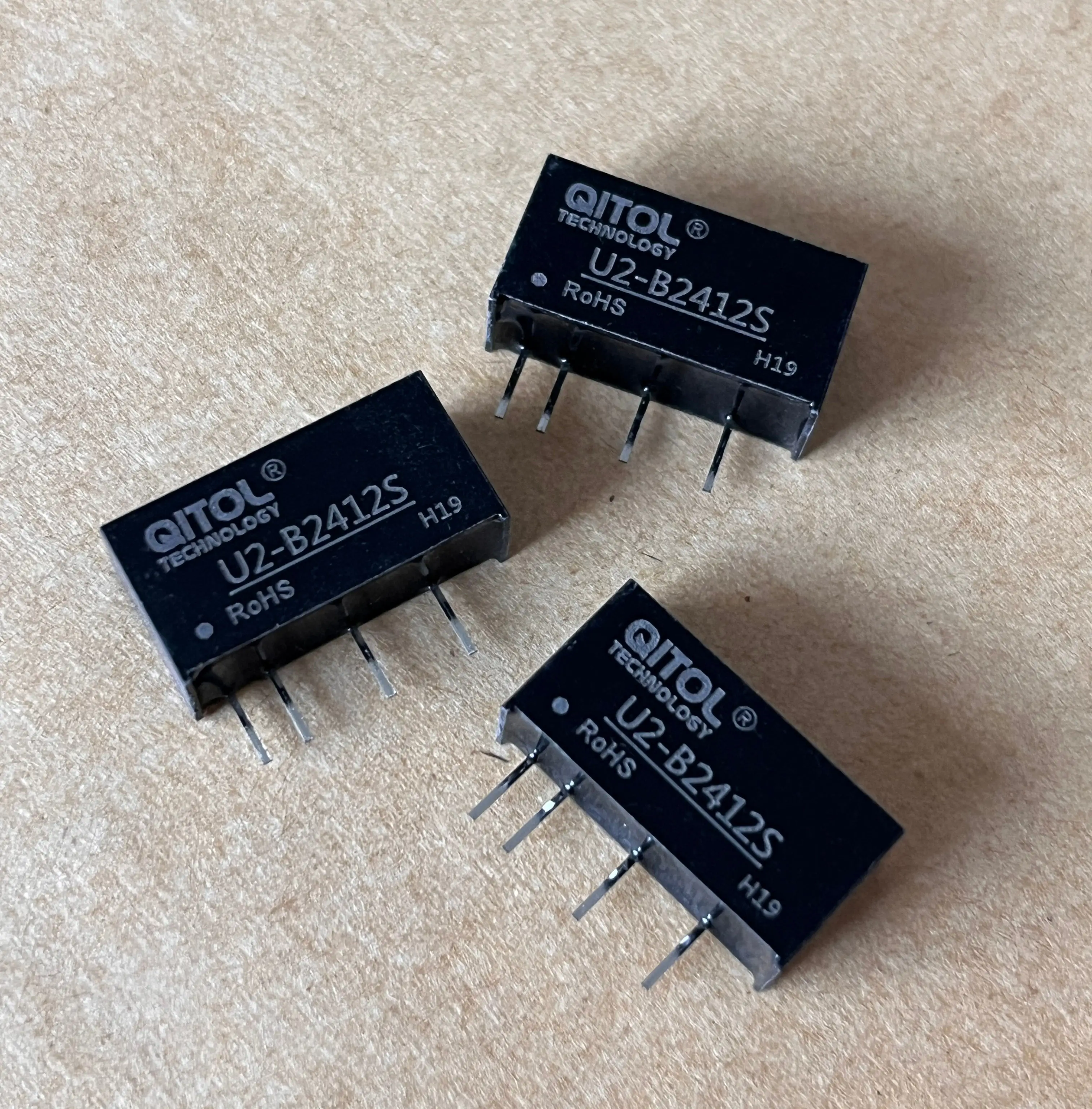 โมดูลแปลงไฟ DC-DC แบบแยกส่วน รุ่น 2W U2-B2412S B2412S-2WR3  แบบสวิตชิ่ง  ลดแรงดันไฟฟ้า  สำหรับส่วนประกอบที่ใช้ไฟฟ้า