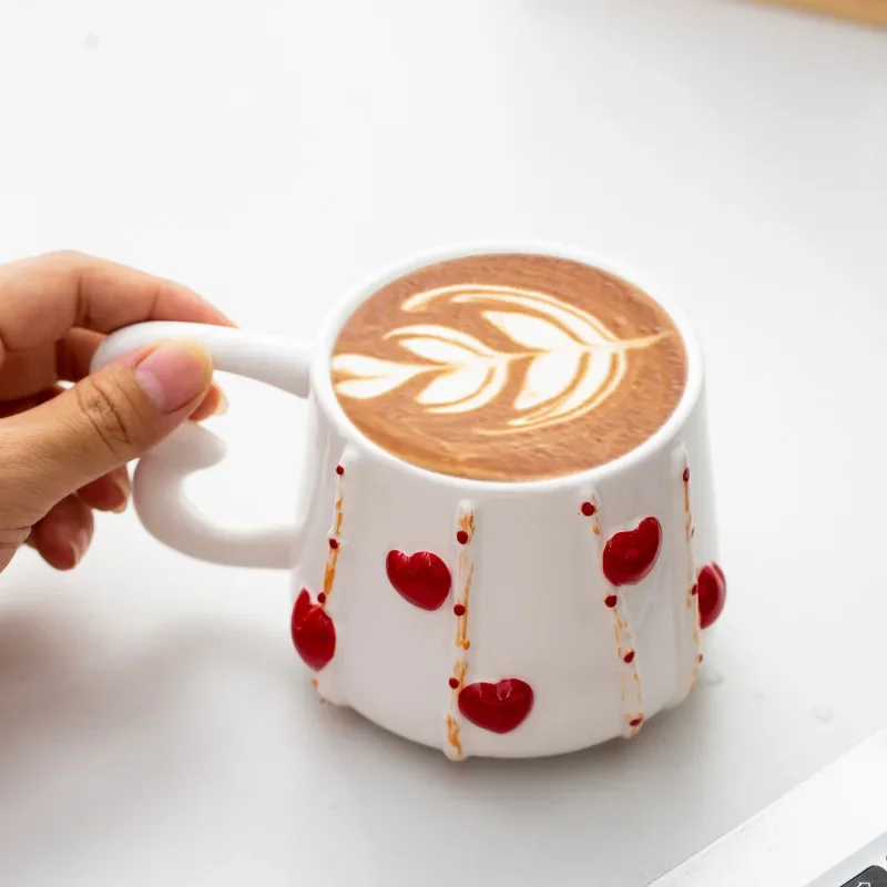 Creative Ceramic Heart Coffee Mug Hand-shaped Ceramic Pink Heart Latte Coffee Mug Delicate Afternoon Tea Flower Tea Cup Gift New