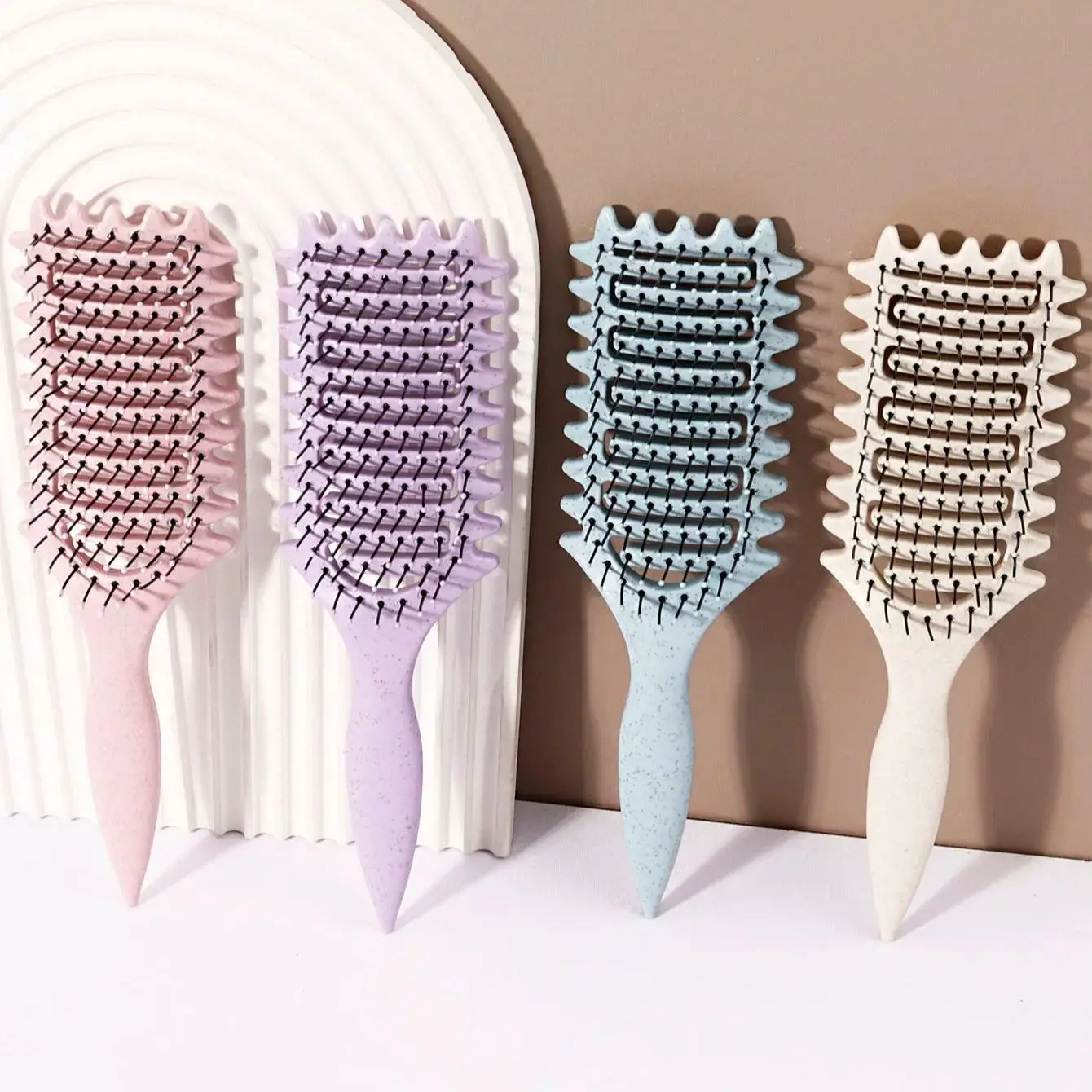 

Curling styling brush - hollow massage comb, nylon mane, ABS plastic handle, comfortable grip Special for real hair wigs