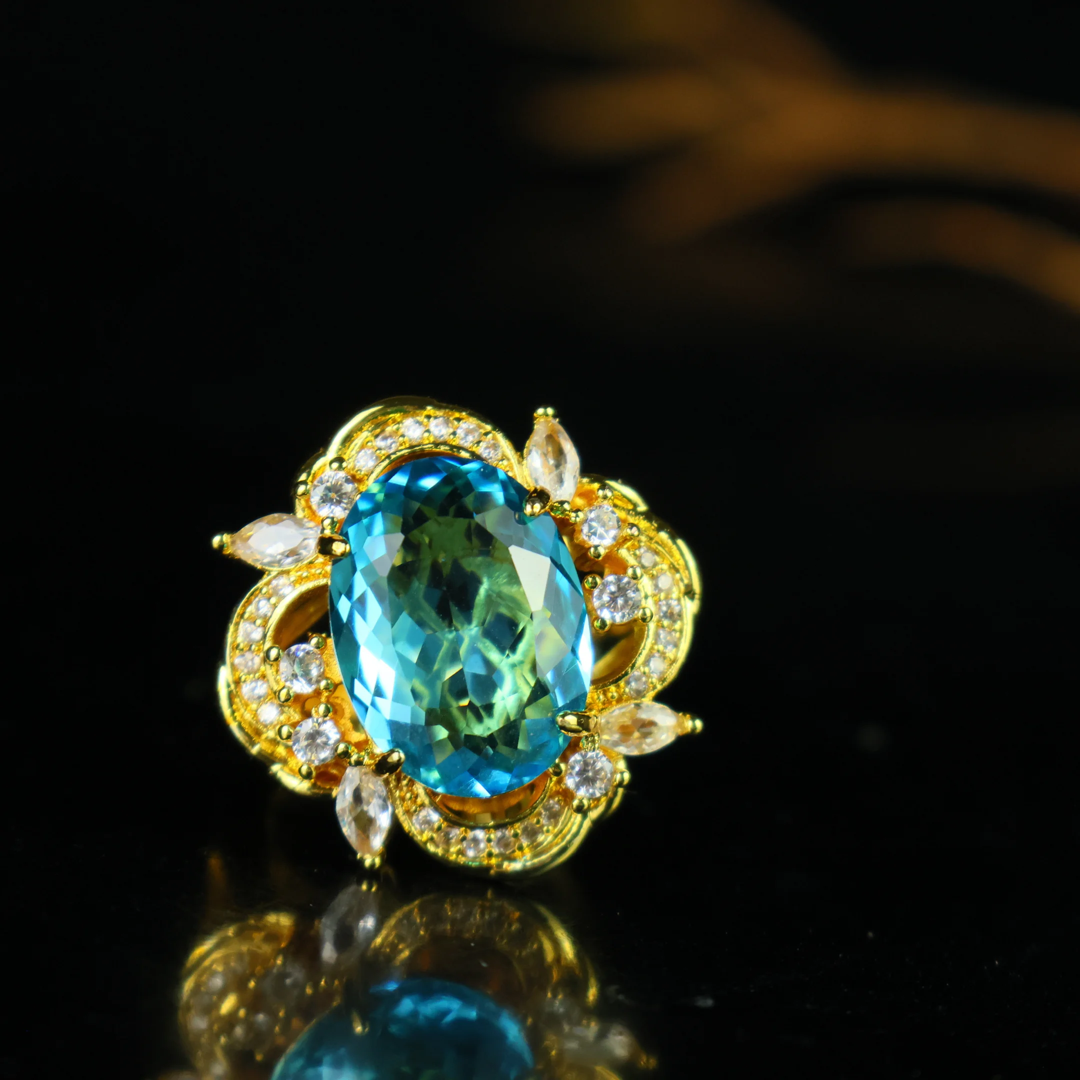 

Perfect Boutique Diamond Jewelry Pendant Ring