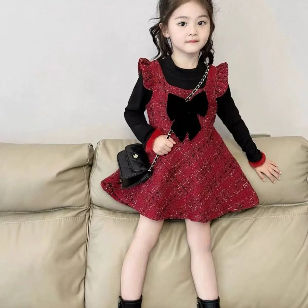 

Girls' Red Checkered Velvet Flying Sleeve Tank Top Dress 2025 Autumn/Winter New Girls' Bow Christmas and New Year Skirt
