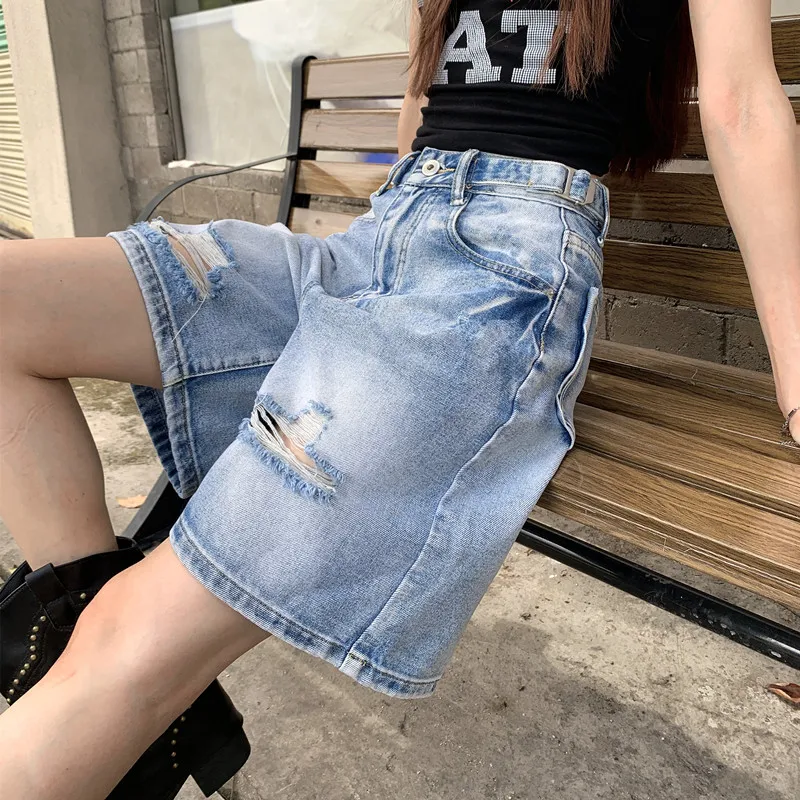 Pantaloncini di jeans dritti al ginocchio con foro vintage allentato casual Donna Pantaloni corti larghi in denim larghi a vita alta moda coreana Mujer