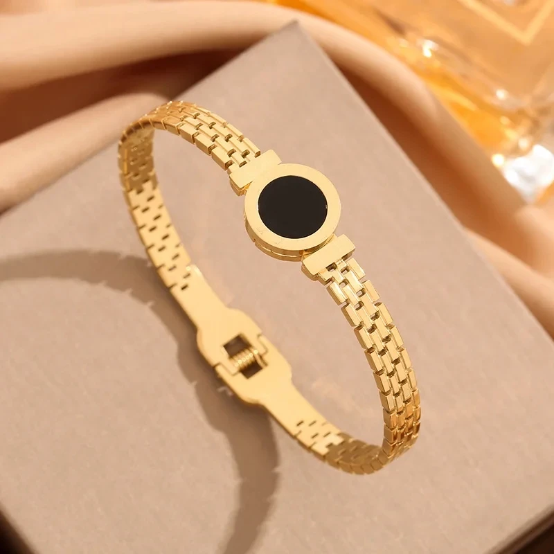 Fashion Bracelet For Women Black Acrylic Stainless Steel Couple Bracelet Carved Roman Numerals Girl Gift Hot