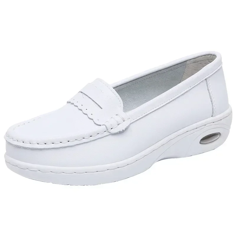 New White Nurse Shoes Women Comfortable Soft Flat Non Slip Air Cushion Shoes Hospital Non-slip Work Shoes 2024