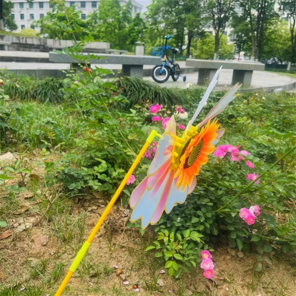 

Multistyles Sunflower Windmill PVC Color Changing Rotating Sunflower Wind Spinner Diameter 30/38cm