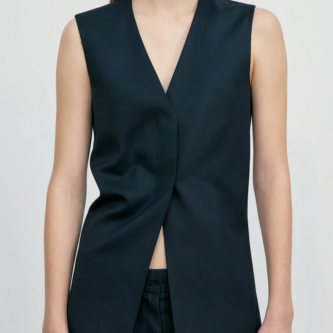 2025 primavera/verão novo minimalista high-end preto sem mangas com decote em v colete de cintura para mulher