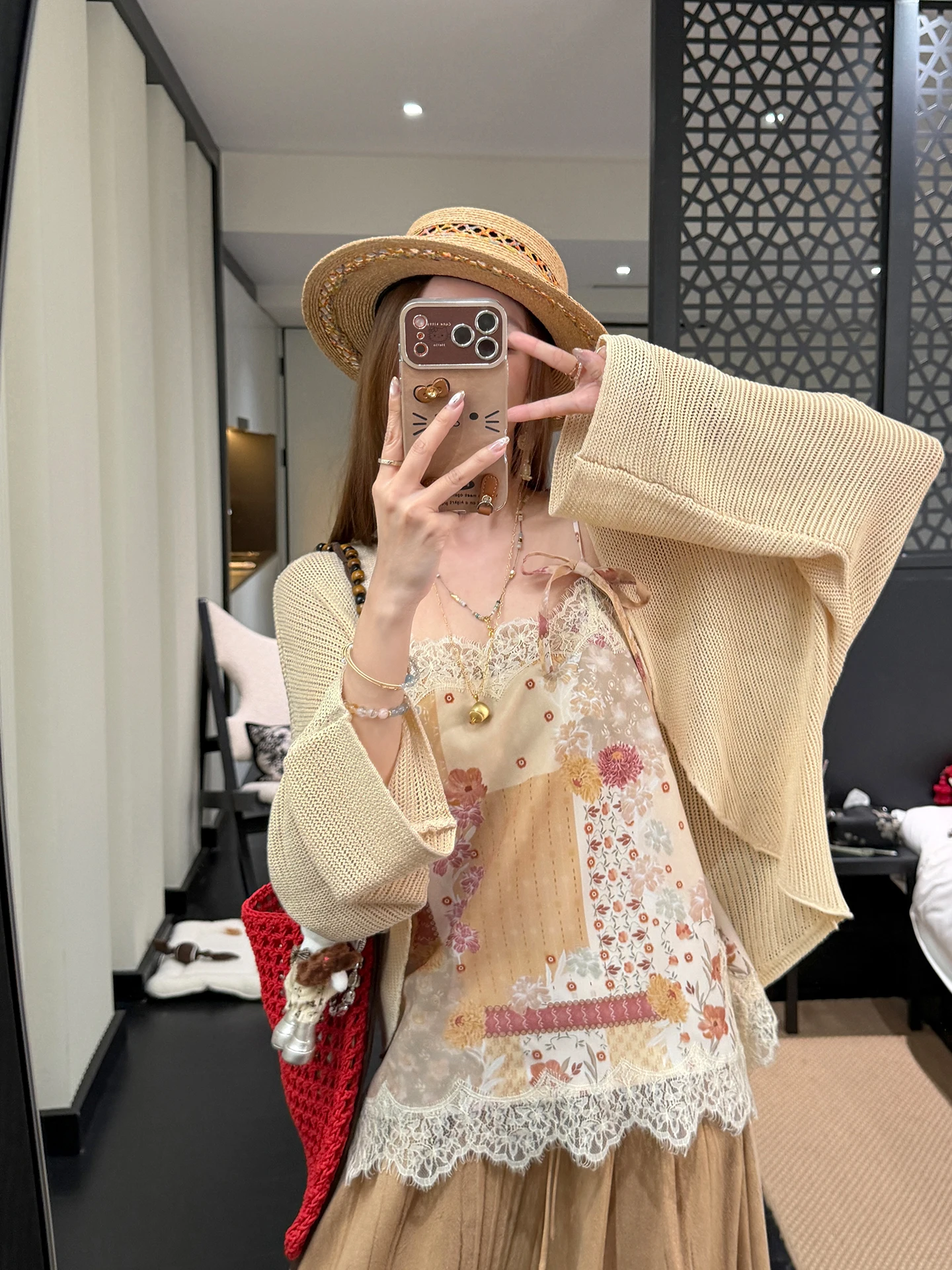 

Romantic Beige Sun Protection Open Cardigan Top Soft Korean Style Straight Cut Long Sleeve V-Neck Daily Wear Ladies Fashion