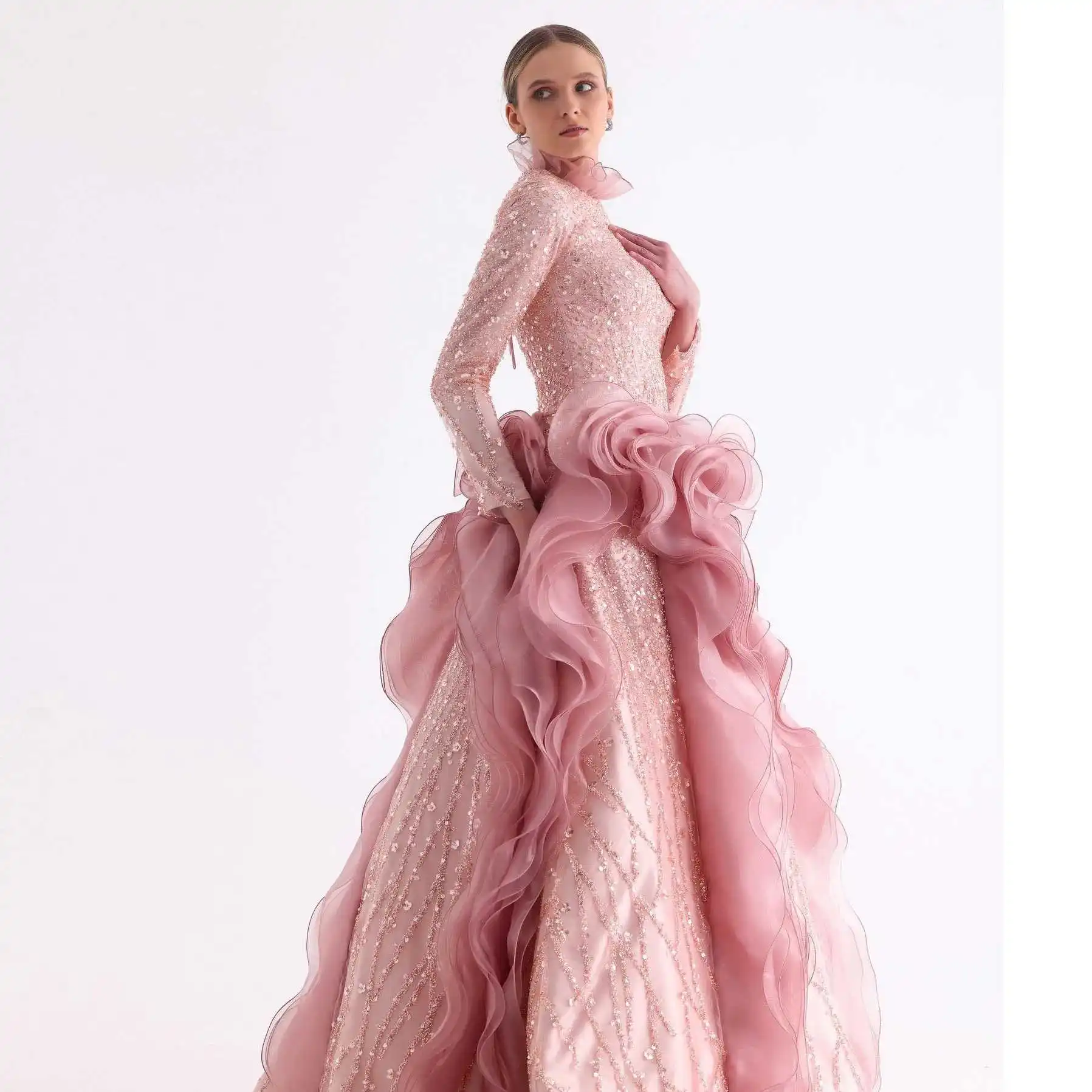 

Luxury Bloosm Prom Dresses Crystals Elegant Evening Party Gowns Met Gala Beading Sleeves Dubai Formal Dress Ruffles Tulle